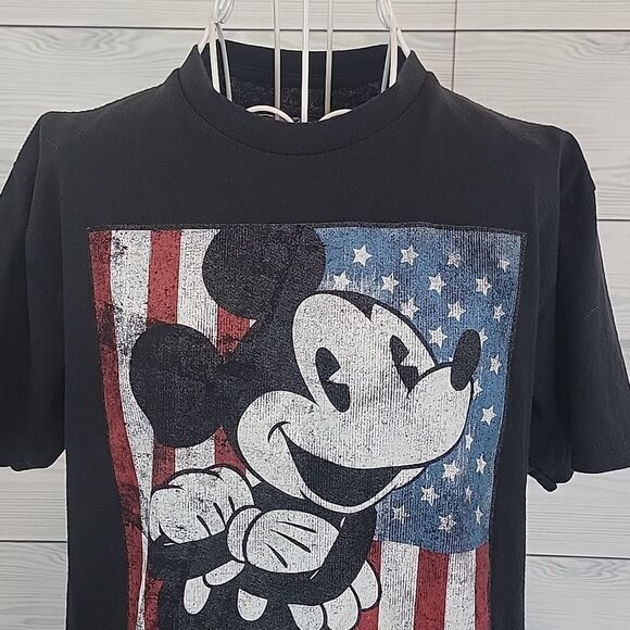 Disney Mickey Mouse American Flag classic t-shirt unisex Size M - Picture 2 of 9